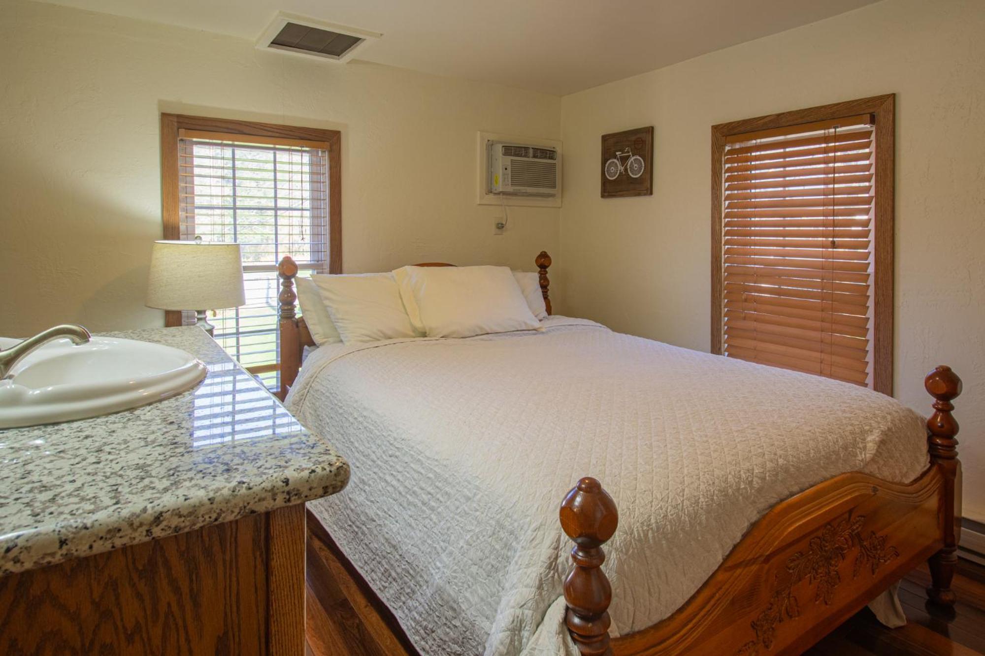 Stay In Ohiopyle Near Gap Trail, Restaurants, & The Fallls Exterior photo